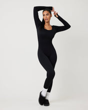 Load image into Gallery viewer, Snuggz Fit Ribbed Long Sleeve Black Seamless Jumpsuit
